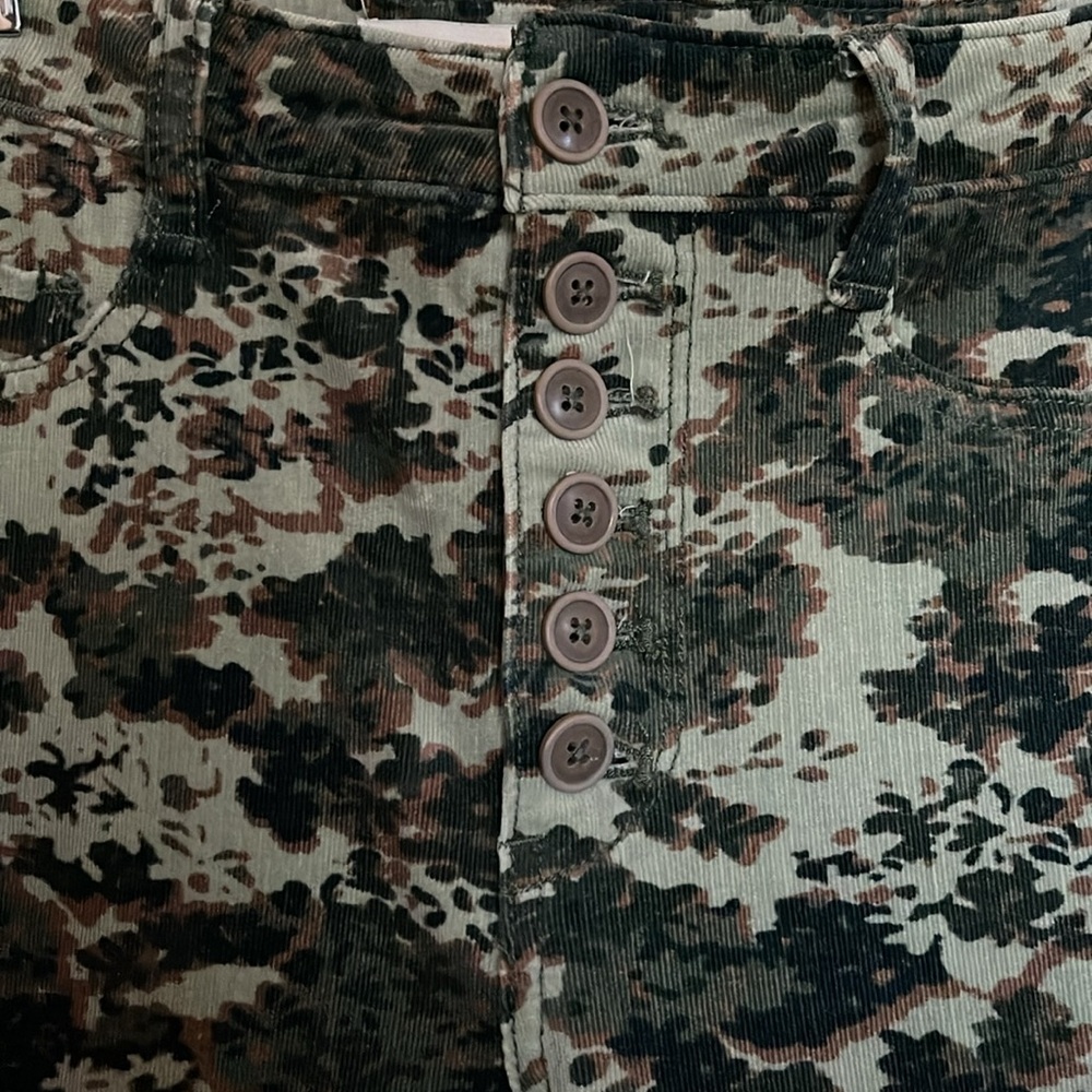 Pilcro velvet cords corduroy high rise skinny floral camo button fly